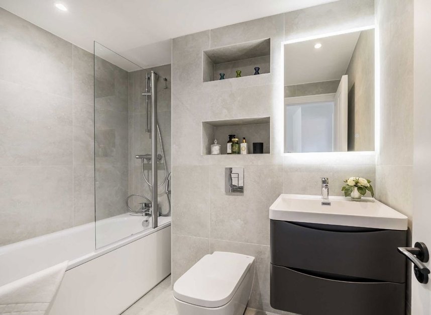 Properties for sale in Halsey Street - SW3 2PT view8