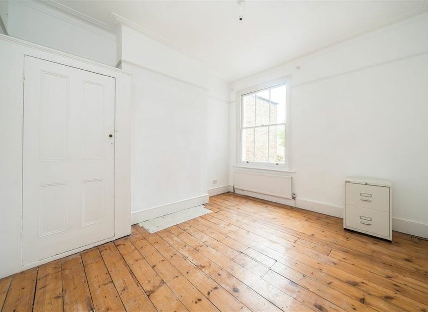 Properties for sale in Hambalt Road - SW4 9EJ view10