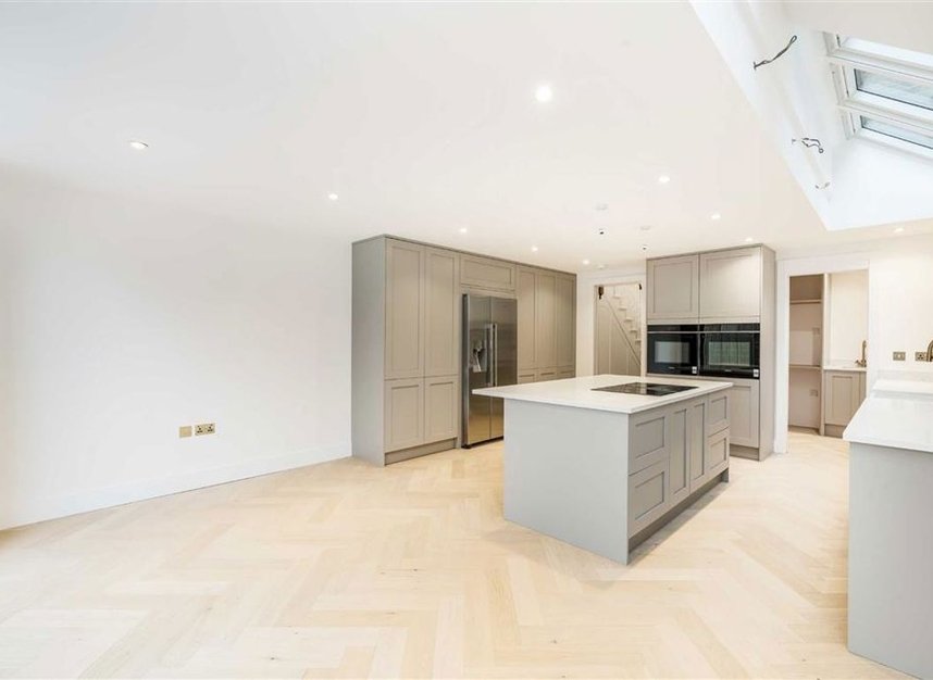 Properties for sale in Hambalt Road - SW4 9EB view3
