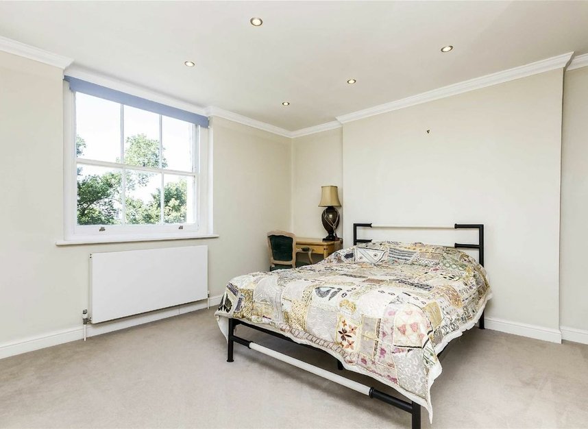 Properties for sale in Hamilton Terrace - NW8 9QR view5