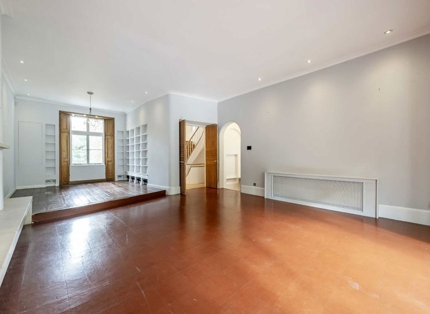 Properties for sale in Hammersmith Grove - W6 0NE view5