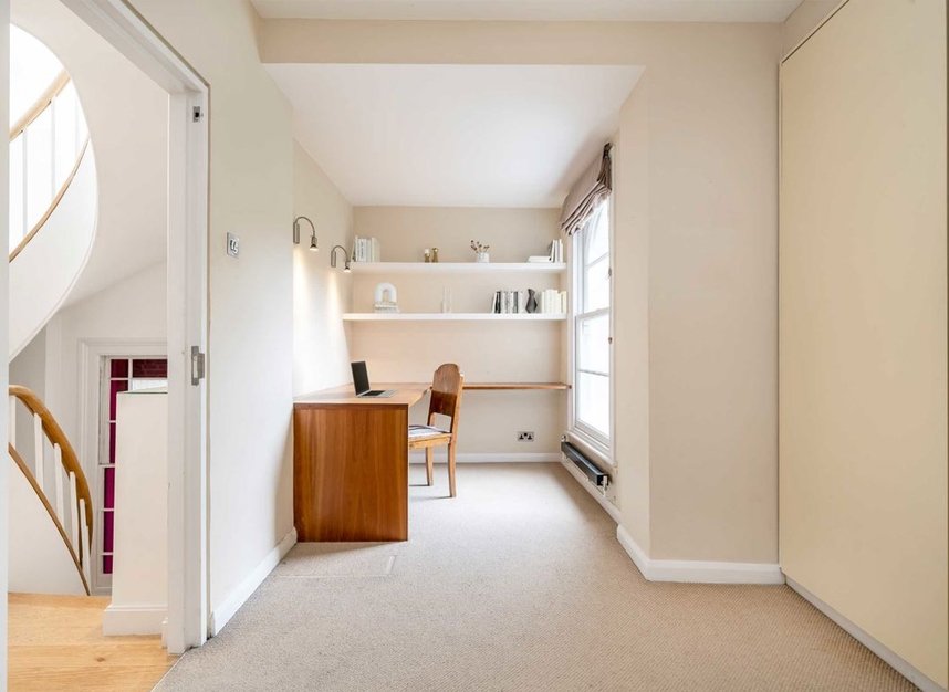 Properties for sale in Hammersmith Grove - W6 0NE view11