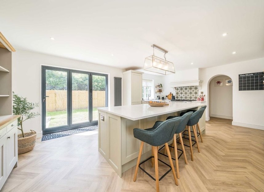 Properties for sale in Hanworth Road - TW12 3EA view2