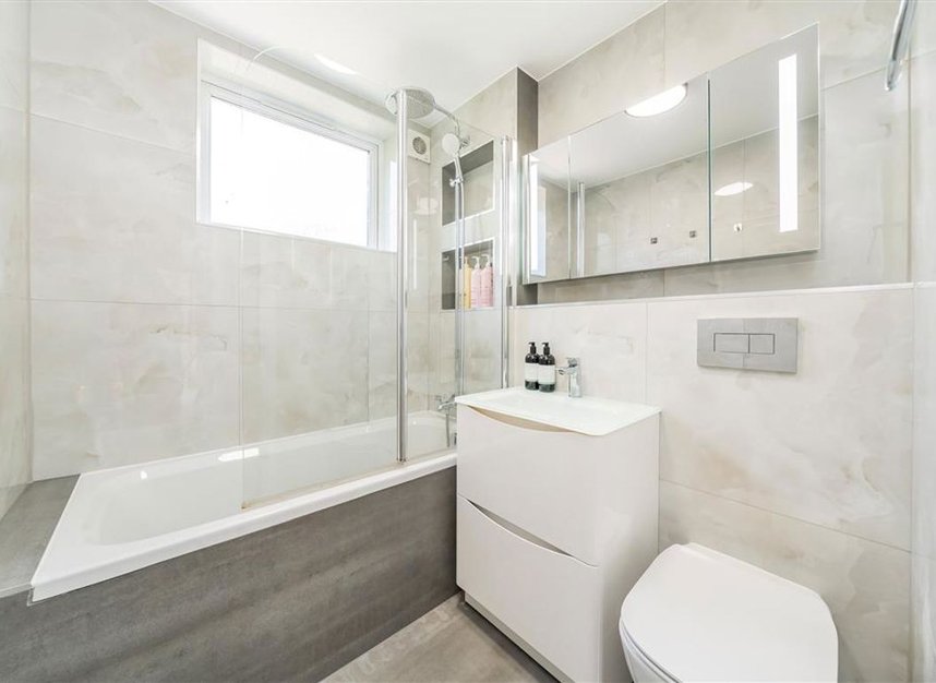 Properties for sale in Harewood Avenue - NW1 6NU view7