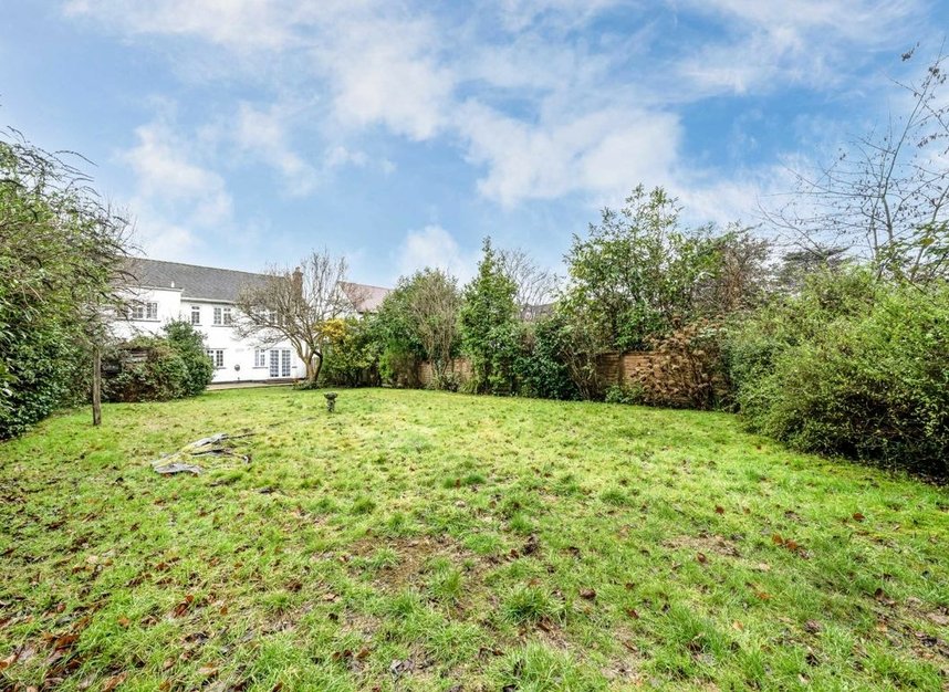 Properties sold in Harfield Road - TW16 5PT view6