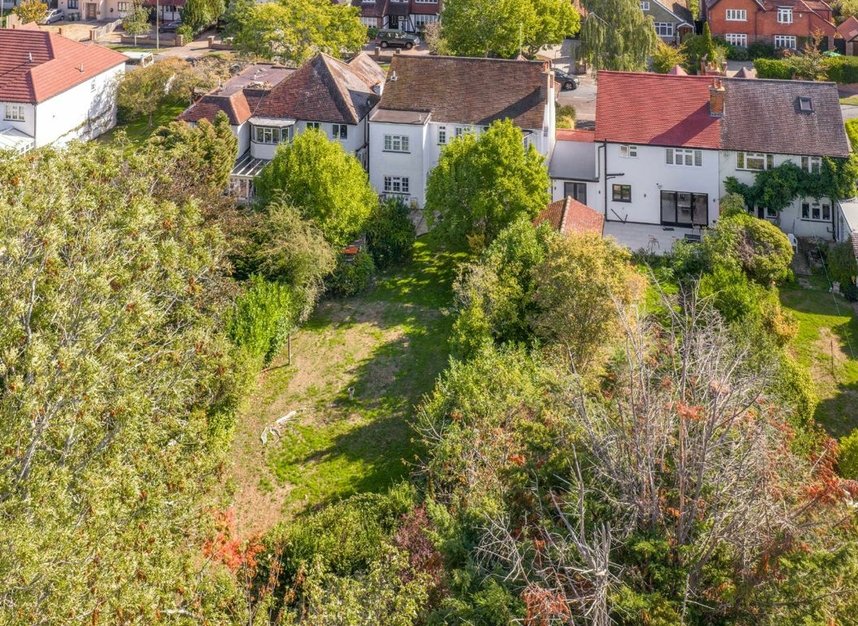 Properties sold in Harfield Road - TW16 5PT view11