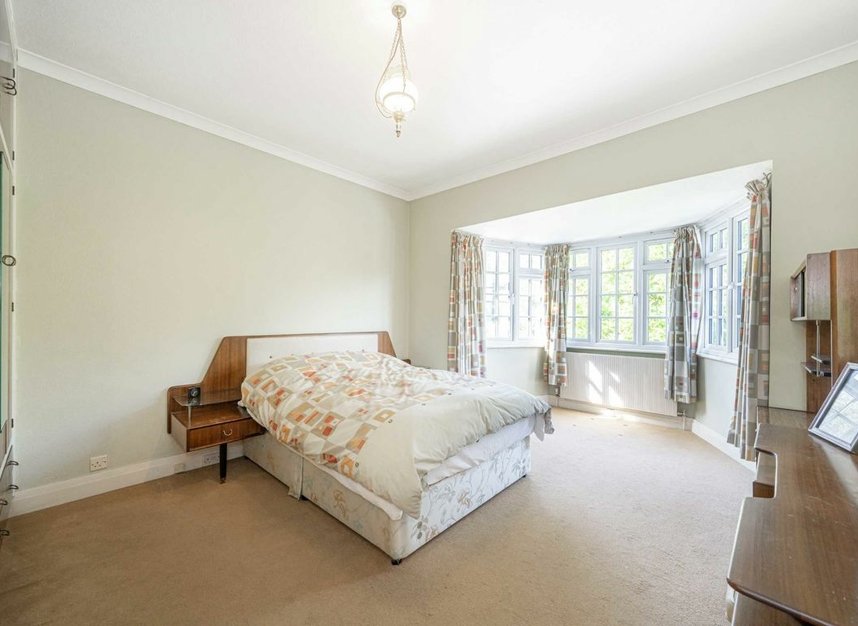 Properties sold in Harfield Road - TW16 5PT view7