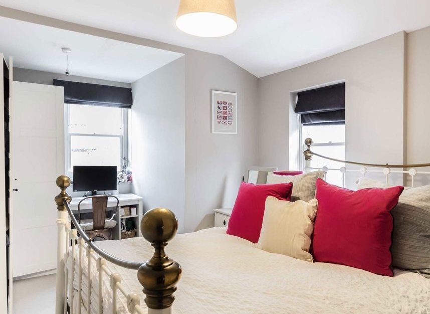 Properties for sale in Hargwyne Street - SW9 9RJ view5