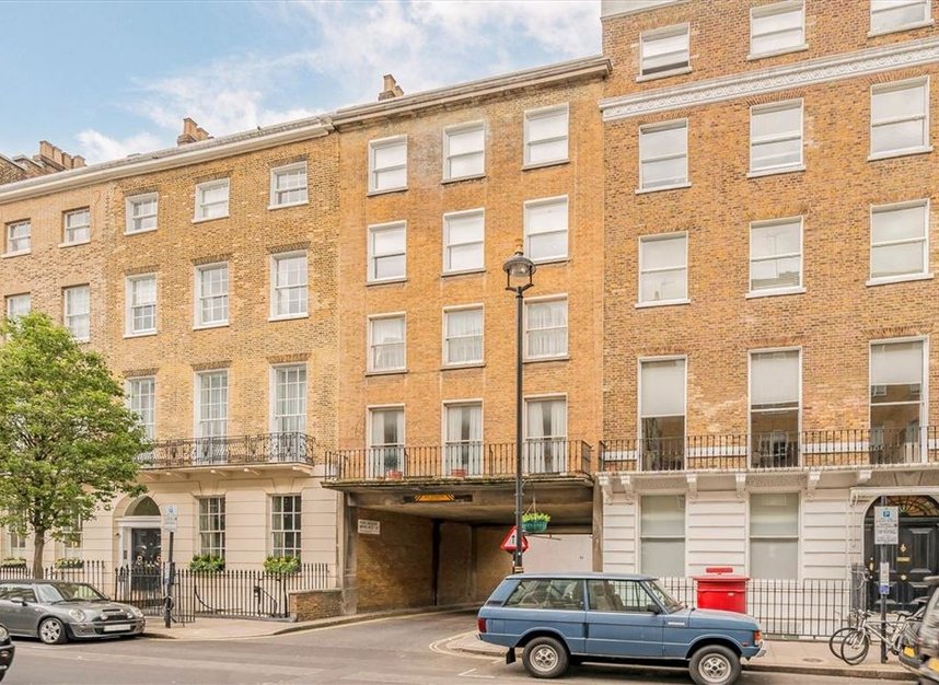 Properties for sale in Harley Street - W1G 7JR view1