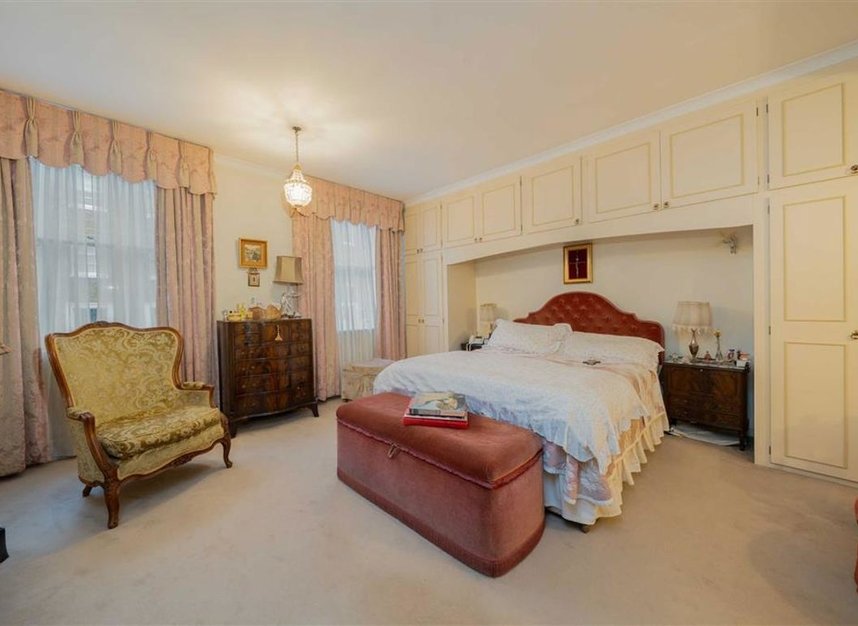 Properties for sale in Harley Street - W1G 7JR view5