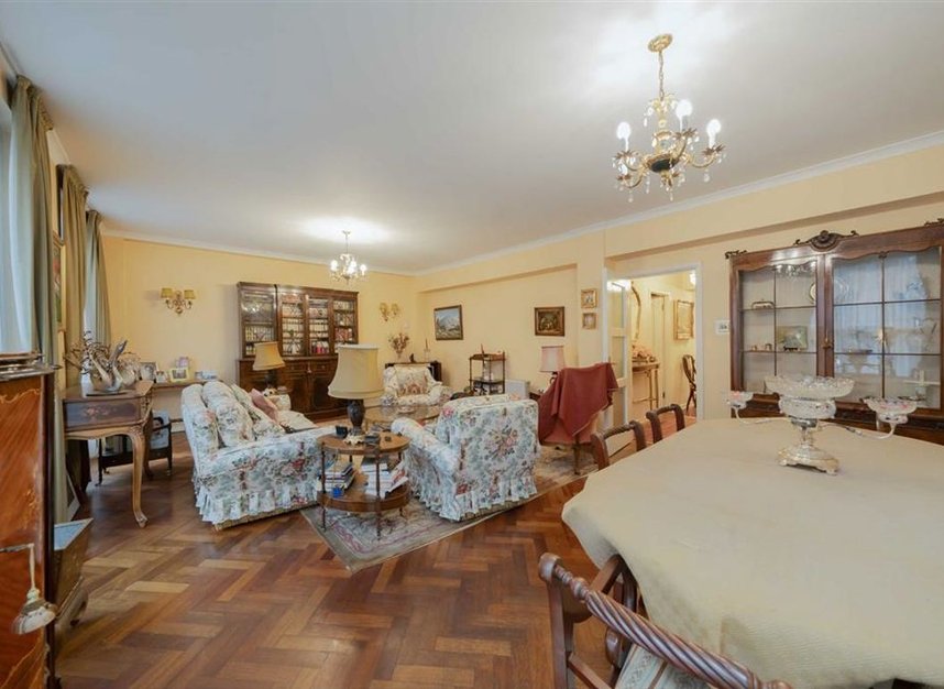 Properties for sale in Harley Street - W1G 7JR view2