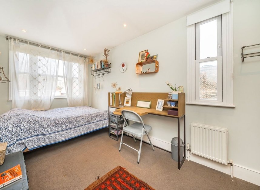 Properties for sale in Hartham Road - N7 9JG view15