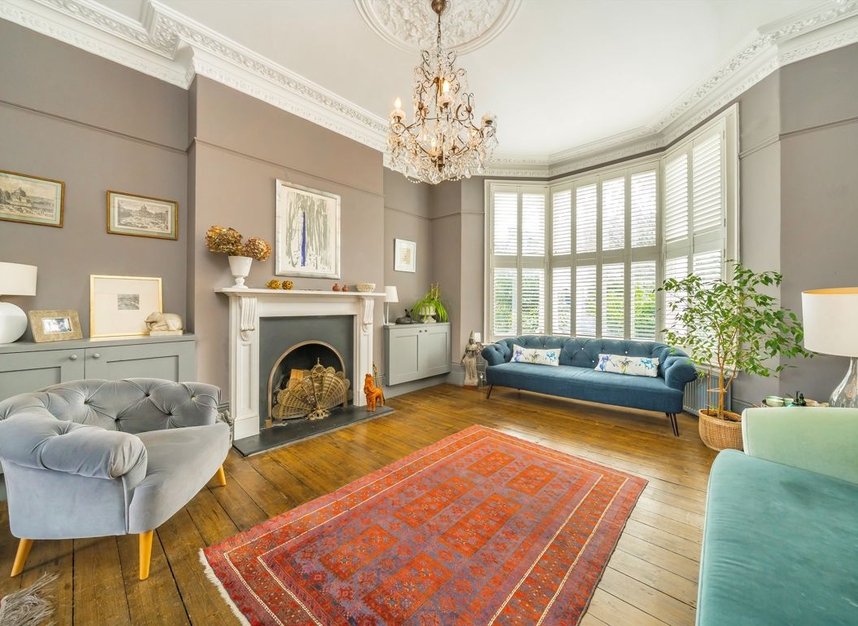 Properties for sale in Hartham Road - N7 9JG view4