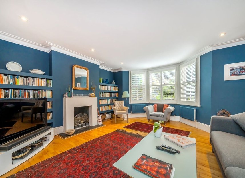 Properties for sale in Hartham Road - N7 9JG view3