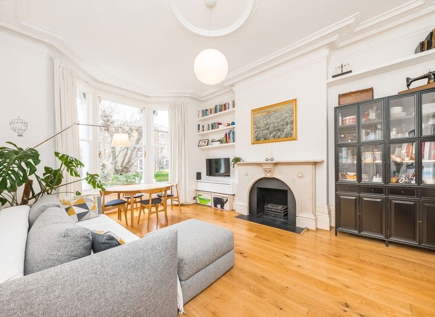 Properties for sale in Hartham Road - N7 9JQ view2