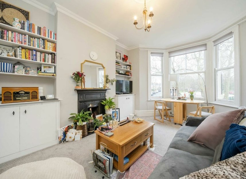Properties sold in Harvist Road - NW6 6HA view2