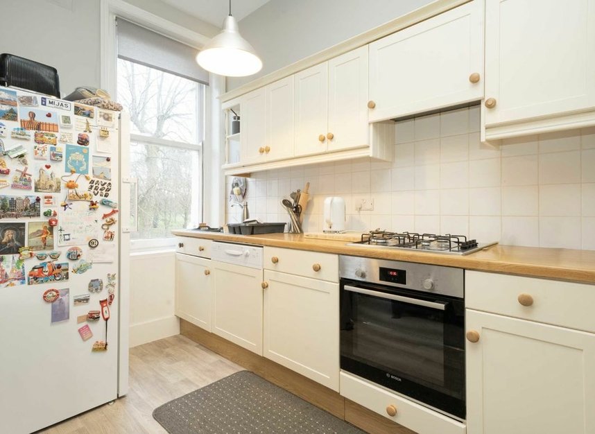Properties sold in Harvist Road - NW6 6HA view3