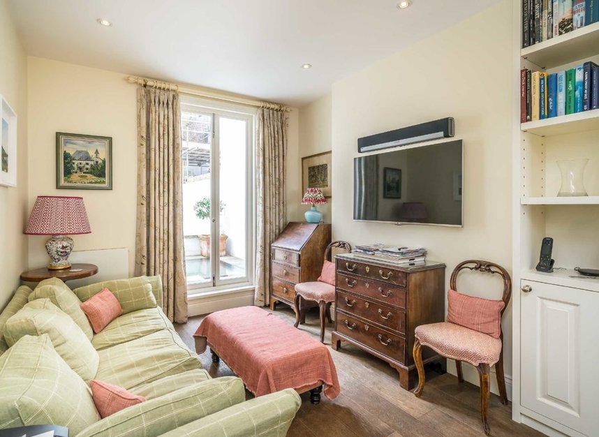 Properties for sale in Hasker Street - SW3 2LE view3