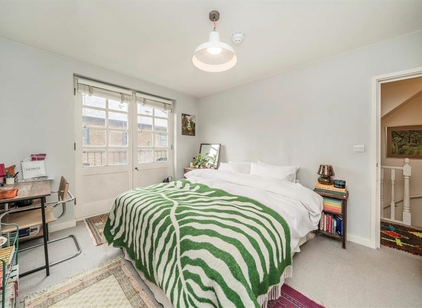 Properties for sale in Hatcham Park Mews - SE14 5PY view8