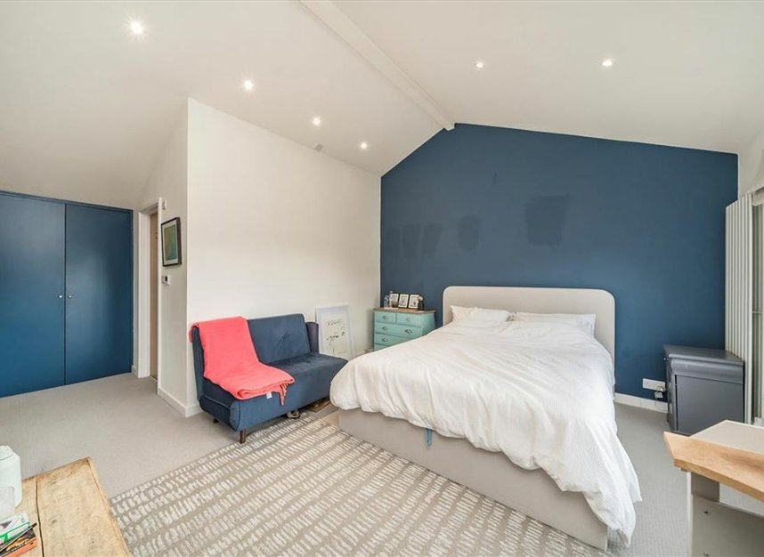 Properties for sale in Hatcham Park Mews - SE14 5PY view10