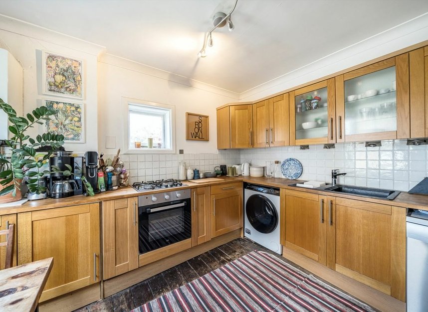 Properties for sale in Haydon Park Road - SW19 8JQ view3