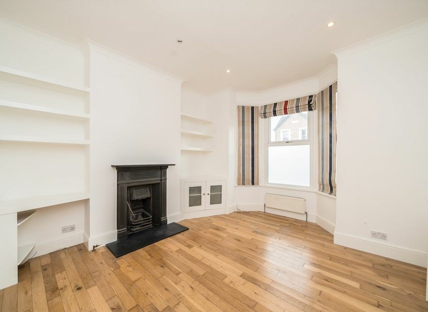 Properties sold in Haydons Road - SW19 8TR view2