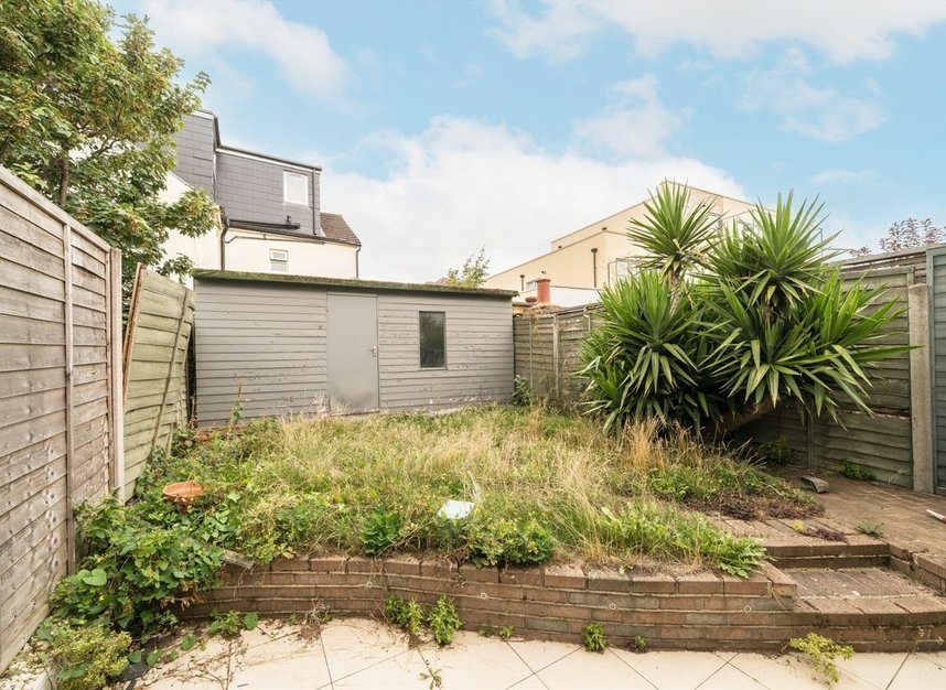 Properties sold in Haydons Road - SW19 8TR view5