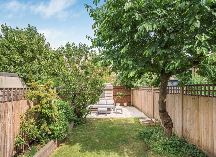 Properties sold in Haydons Road - SW19 1HG view8