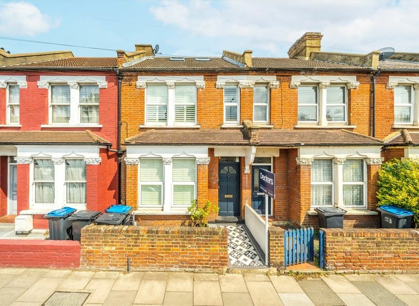 Properties sold in Haydons Road - SW19 1HG view1