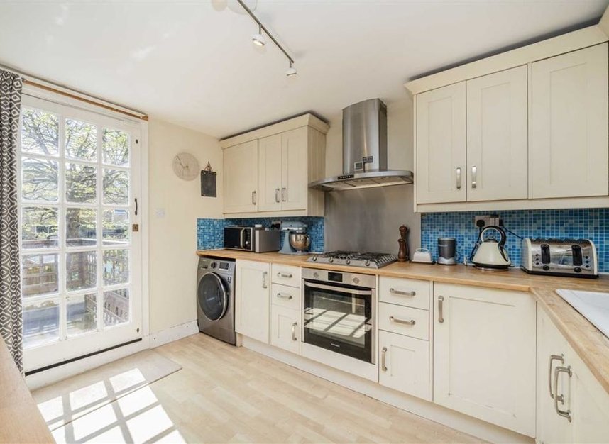 Flat for sale in Hayter Road, London, SW2 (Ref 224459) Dexters
