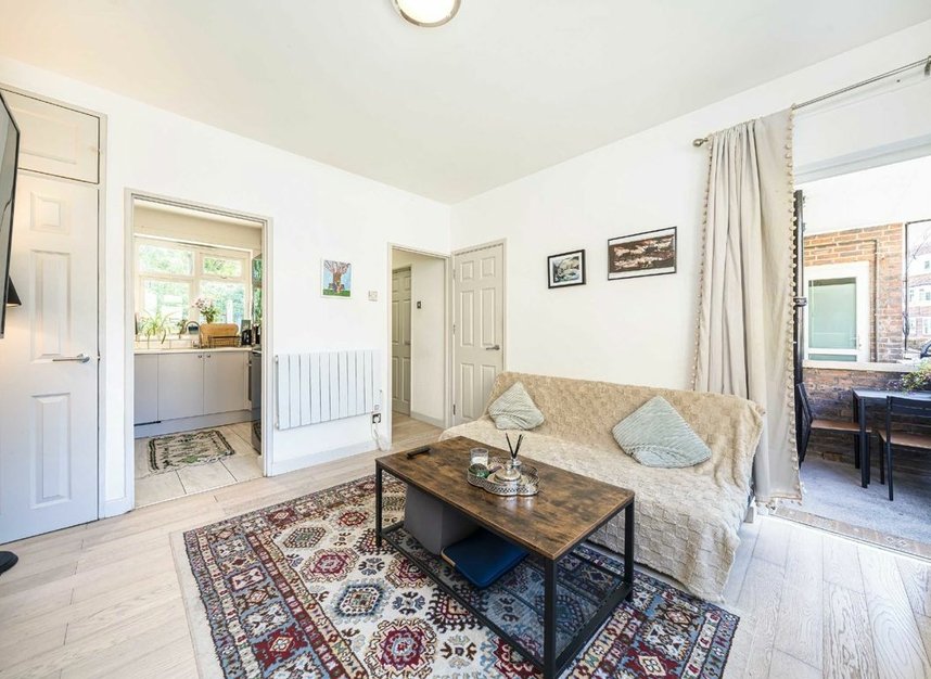 Properties sold in Henley Close - SE16 4JB view2