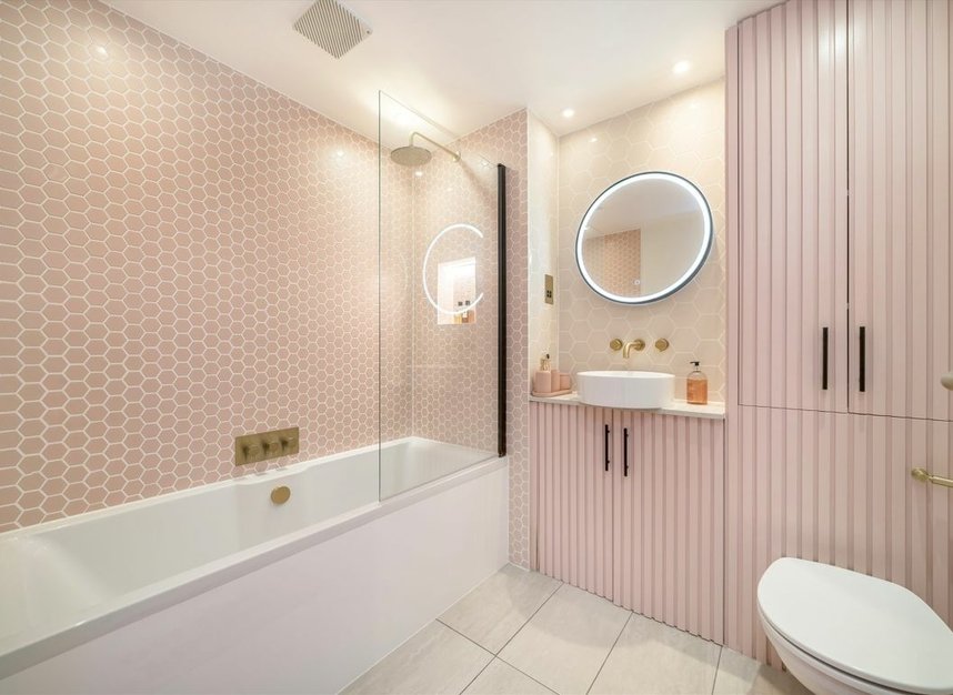 Properties for sale in High Holborn - WC1V 6DR view9