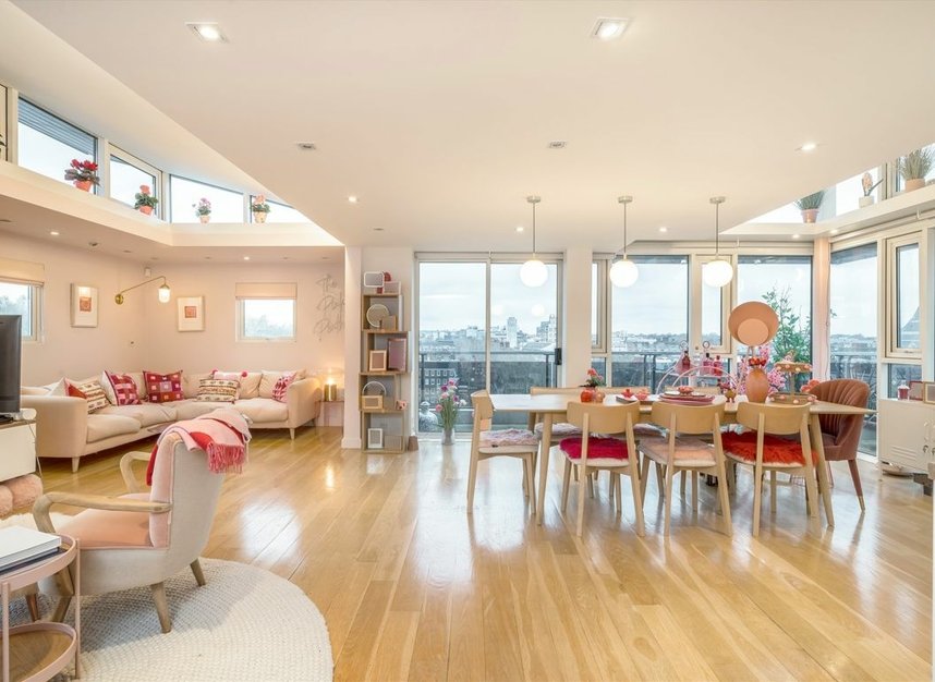 Properties for sale in High Holborn - WC1V 6DR view3