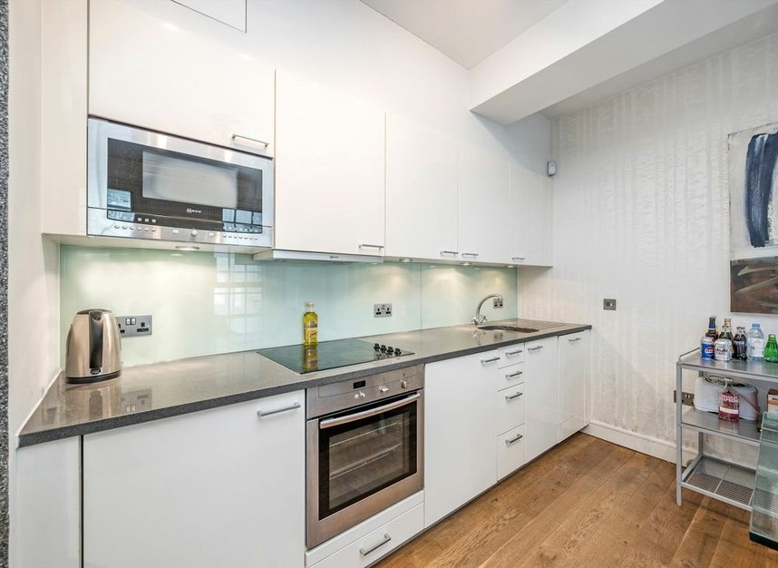 Properties for sale in High Holborn - WC1V 6LS view4
