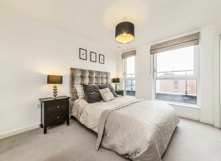 Properties for sale in High Street - TW8 0FT view5