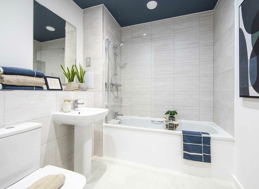 Properties for sale in High Street - TW8 0AA view5
