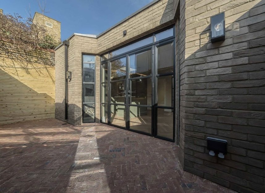 Properties for sale in High Street - TW8 0AH view6