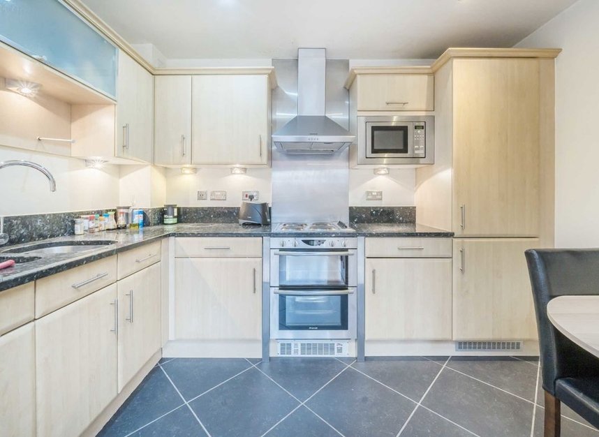 Properties for sale in High Street - TW8 8LD view3