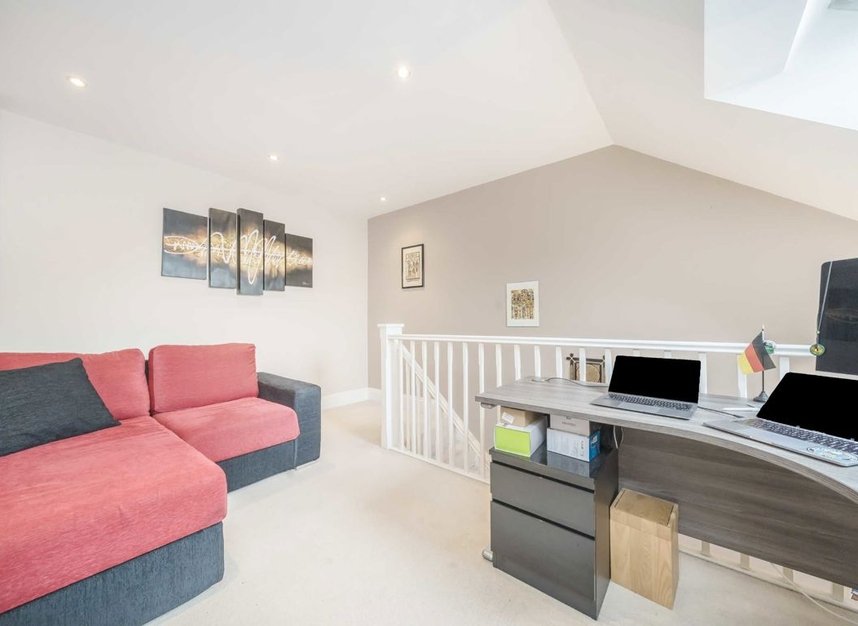 Properties for sale in High Street - TW8 8LD view6