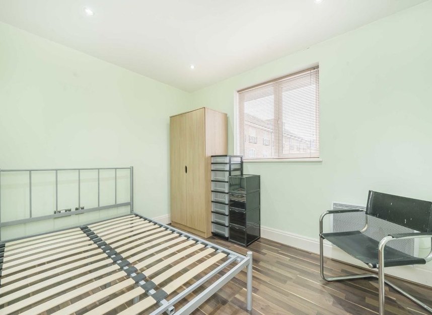 Properties for sale in High Street - TW8 8LD view7