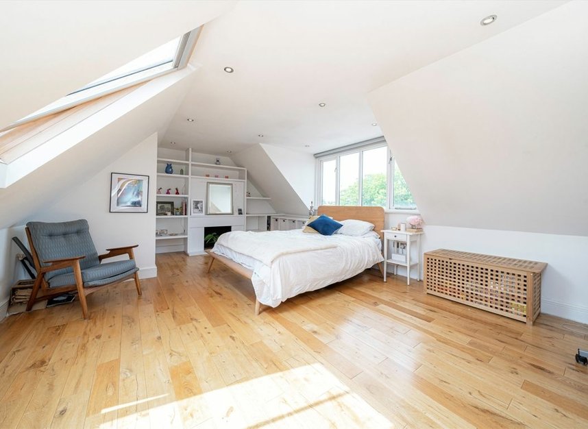 Properties sold in High Street - TW12 2SQ view4