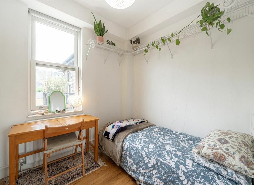 Properties sold in High Street - TW12 2SQ view5