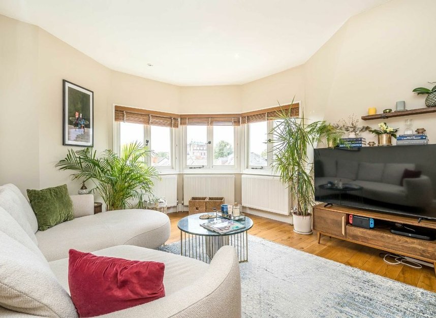 Properties for sale in High Street - TW12 2SW view3