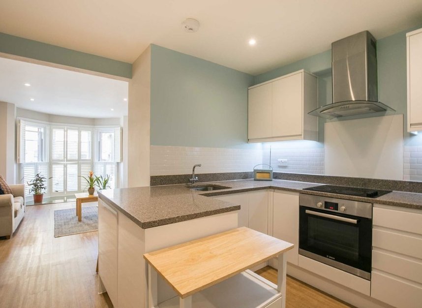 Properties for sale in High Street - TW12 1NS view3