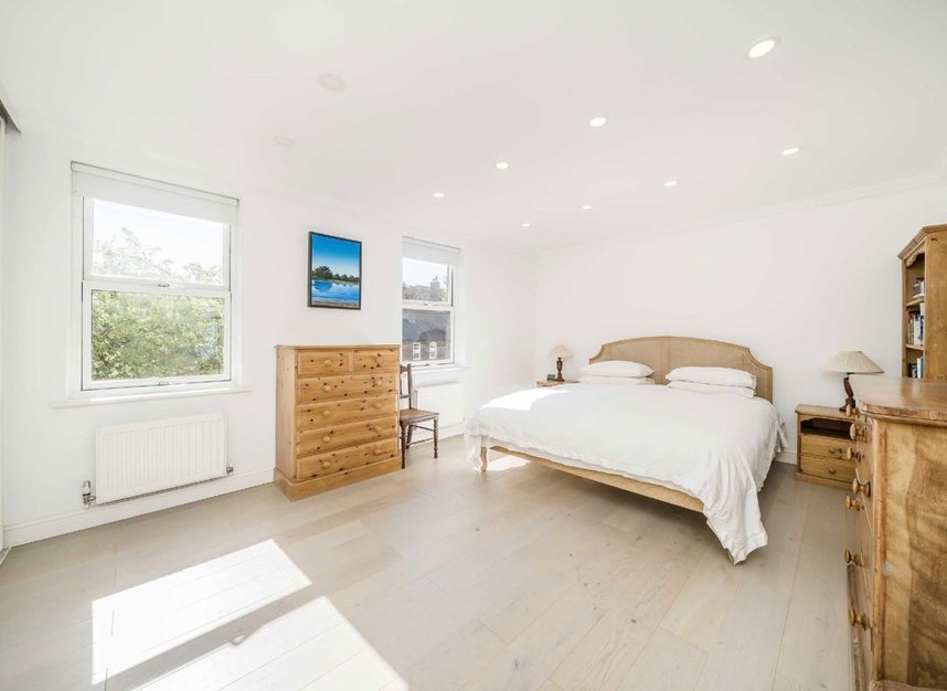 Properties for sale in High Street - TW12 2SA view4