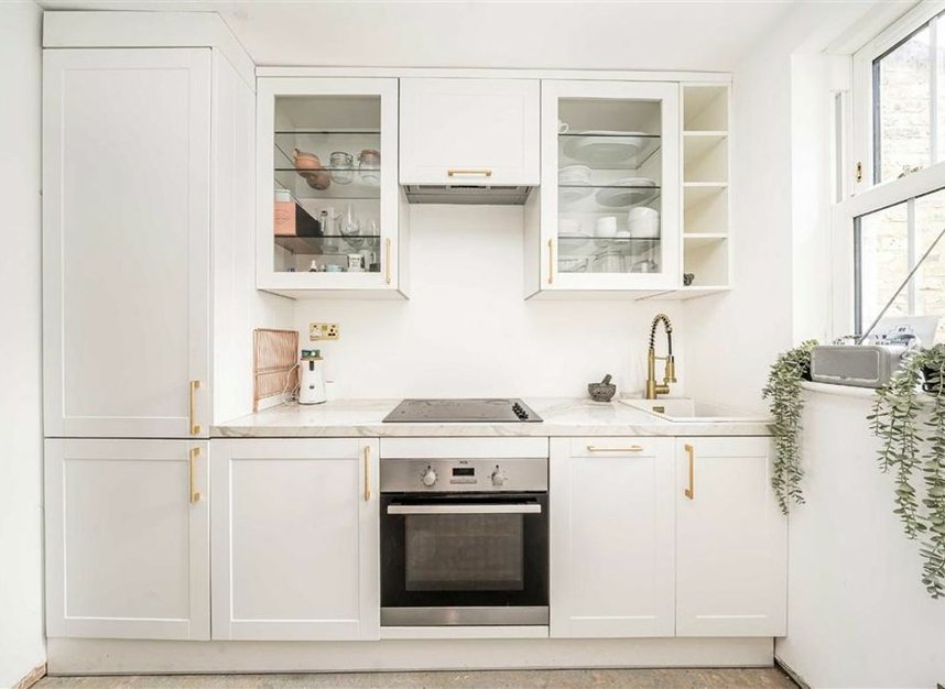 Properties for sale in High Street - KT1 4DB view3