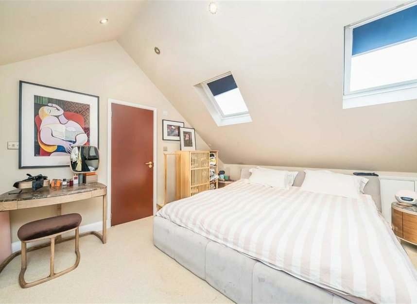 Properties for sale in High Street - KT1 4DA view3