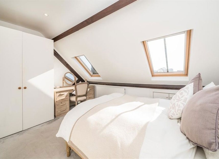 Properties for sale in High Street - KT1 4DG view5