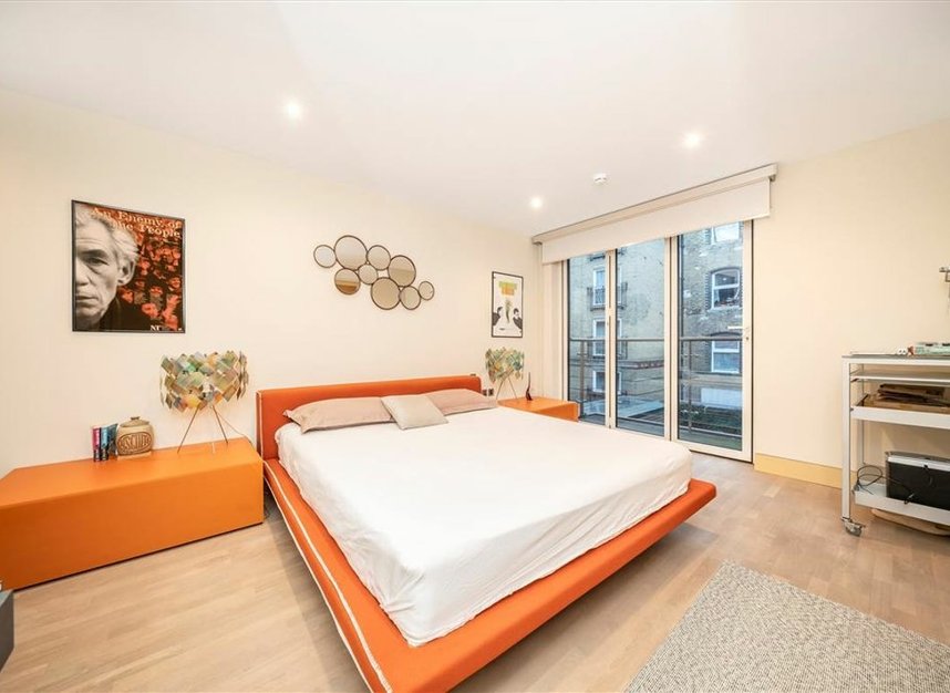 Properties for sale in High Timber Street - EC4V 3PA view8