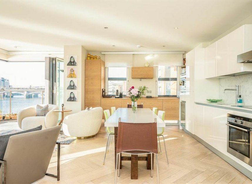 Properties for sale in High Timber Street - EC4V 3PA view3